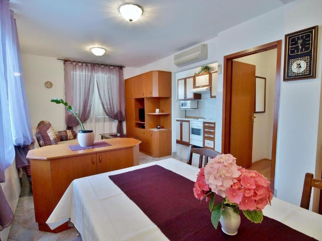 Apartments Zdenka - Garden Terrace Barbat na Rabu Bagian luar foto